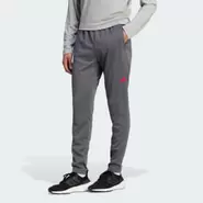 Oferta de Calças Train Essentials por 45,5€ em Adidas