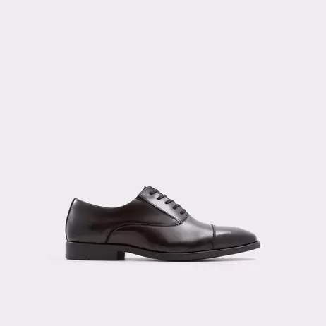 Oferta de Sapatos clássicos em pele castanho - PAXLEY por 129,95€ em Aldo