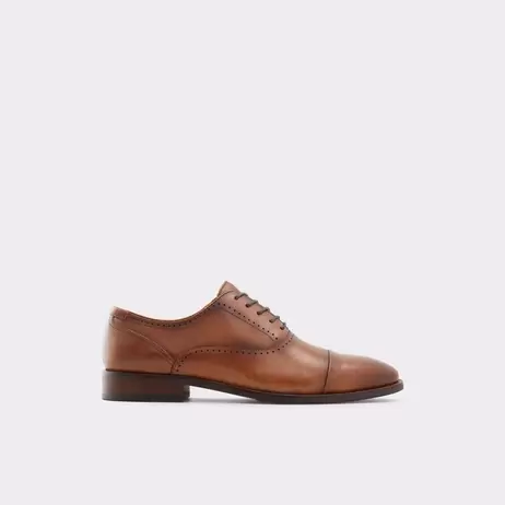 Oferta de Sapatos clássicos em pele cognac - ABAWIENFLEX por 129,95€ em Aldo