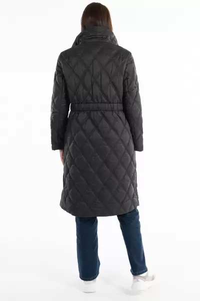 Oferta de Parka acolchoada por 229,9€ em Ana Sousa