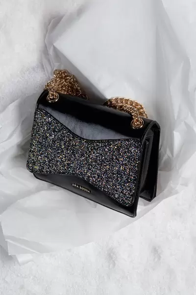 Oferta de Clutch por 69,9€ em Ana Sousa