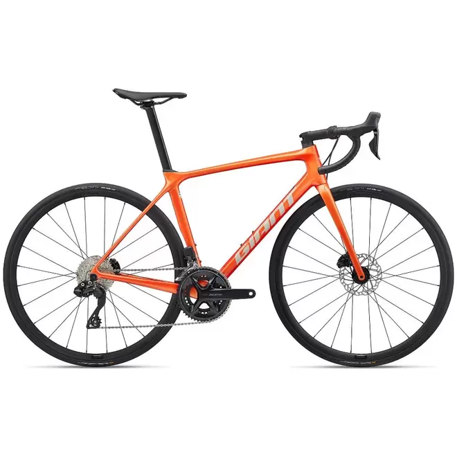 Oferta de GIANT TCR ADVANCED 1 DISC-PRO COMPACT por 2899€ em Bike Zone