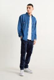 Oferta de Cargo jeans - tapered fit - jog denim - LYCRA® por 39,99€ em C&A