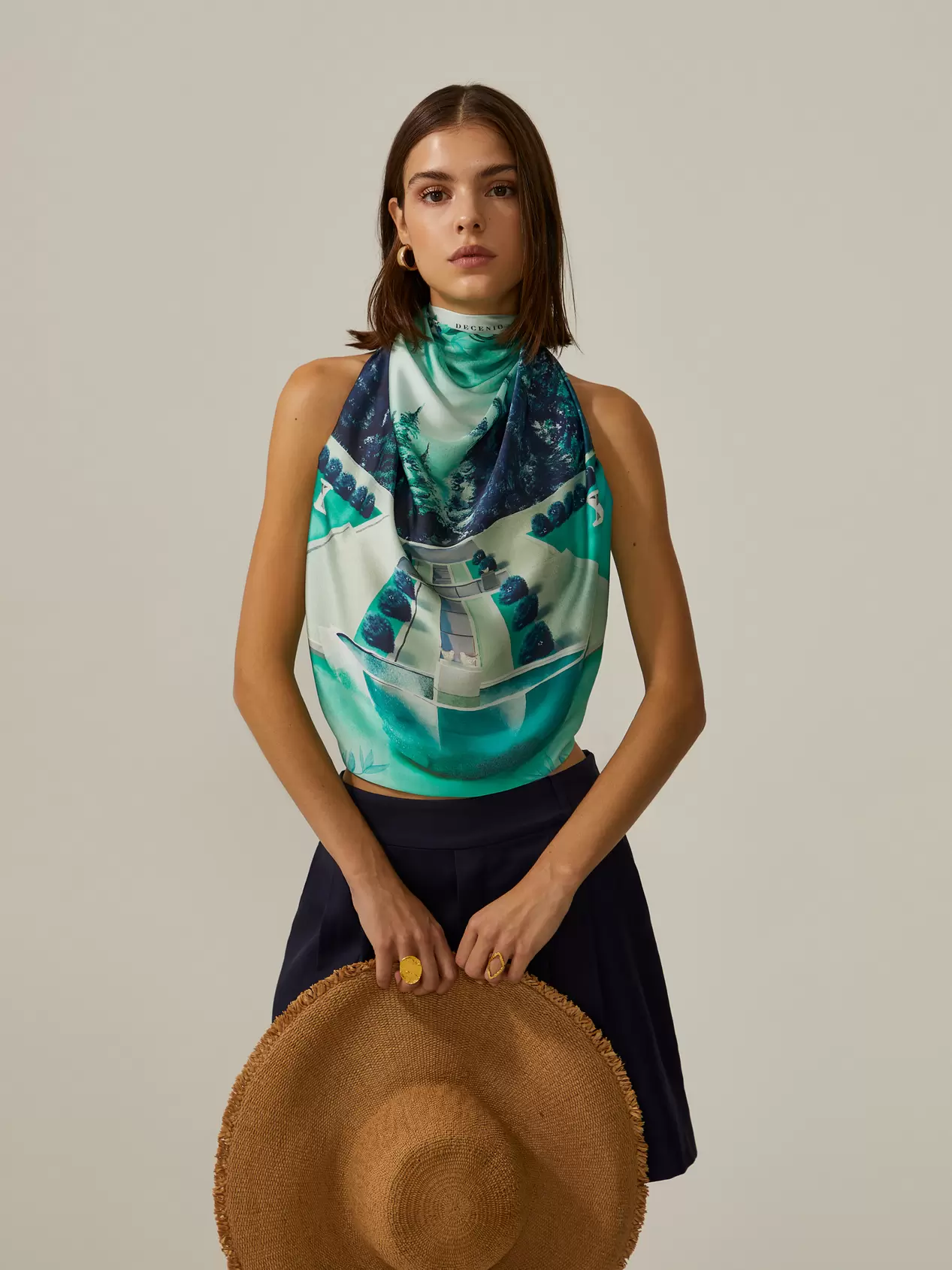 Oferta de Landscape print scarf por 19,98€ em Decenio