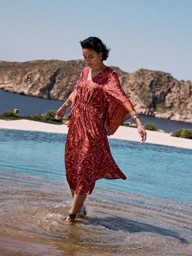 Oferta de Vestido de praia estampado por 168€ em Elena Miró