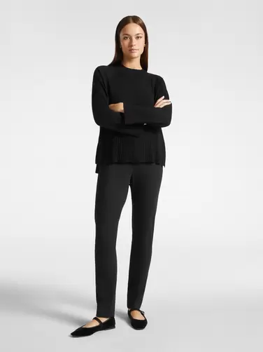 Oferta de Calças slim fit em ponto Milano por 125€ em Elena Miró