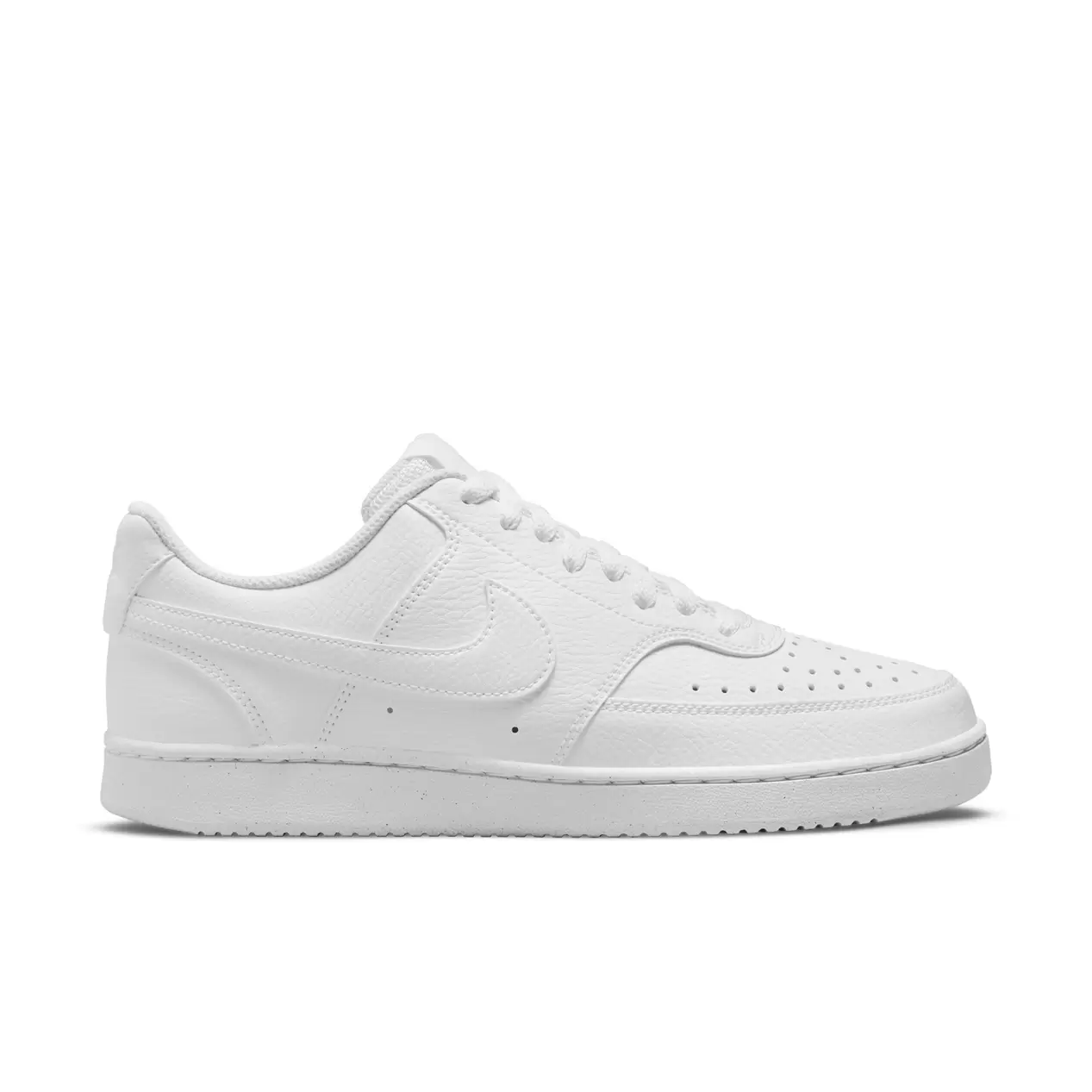 Oferta de NIKE COURT VISION LOW NEXT NATURE | WHITE/WHITE/WHITE por 50€ em Extreme Urban Footwear