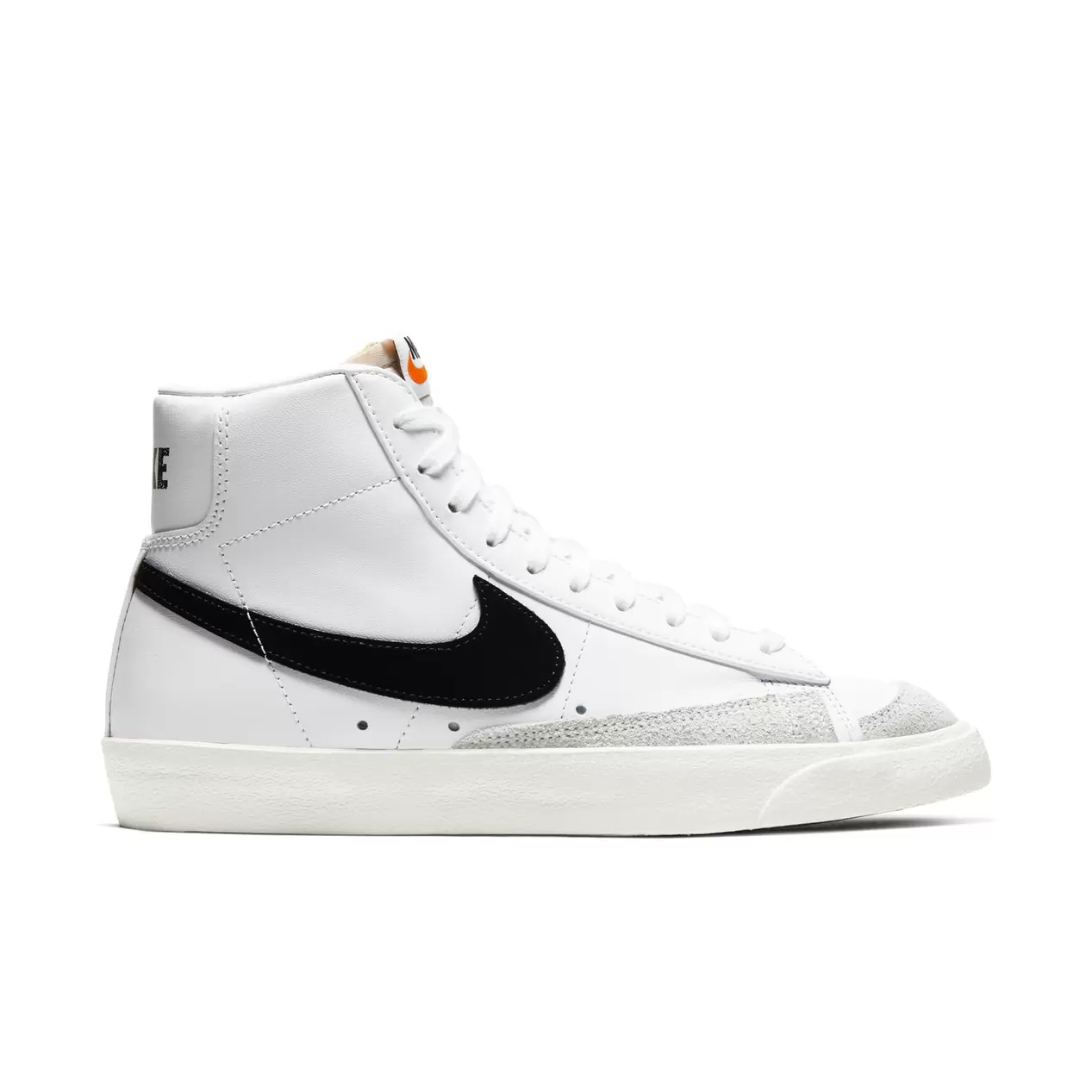 Oferta de NIKE BLAZER MID '77 | WHITE/WHITE/GREY FOG por 75€ em Extreme Urban Footwear