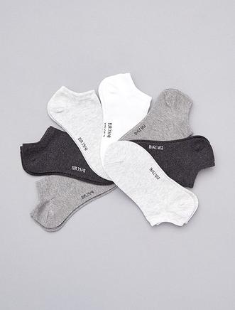 Oferta de Lote de 7 pares de meias invisíveis por 4,5€ em Kiabi