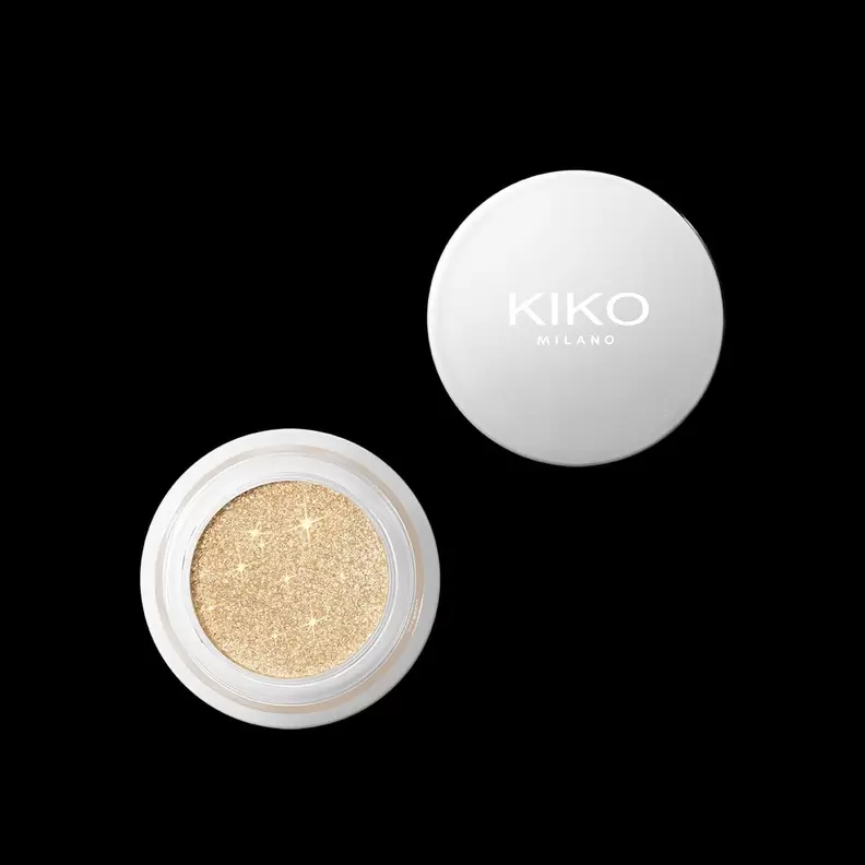 Oferta de Blue Me Sparkling Eyeshadow por 9,99€ em KIKO