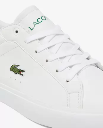 Oferta de Sapatilhas Powercourt Júnior por 65€ em Lacoste