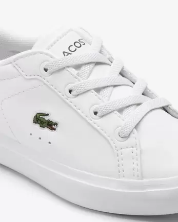 Oferta de Sapatilhas Powercourt para Bebés por 55€ em Lacoste