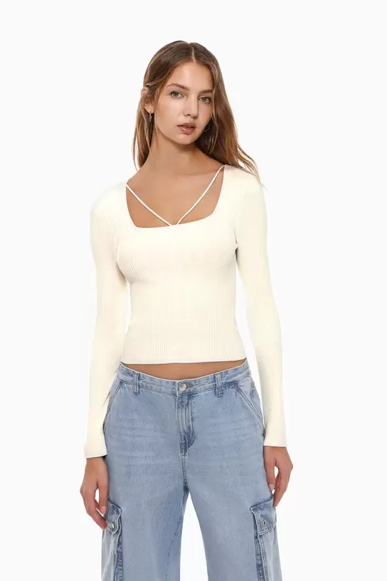 Oferta de Camisola Cropped Quadrada por 12,99€ em Lefties