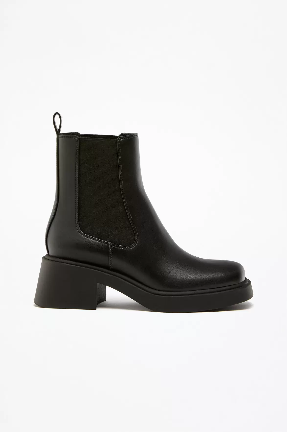 Oferta de Botas Chelsea Com Biqueira Quadrada por 29,99€ em Lefties