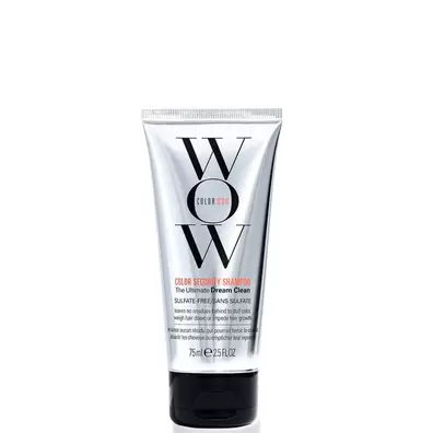 Oferta de Color Wow Shampoo and Conditioner Travel Duo por 25,95€ em Look Fantastic