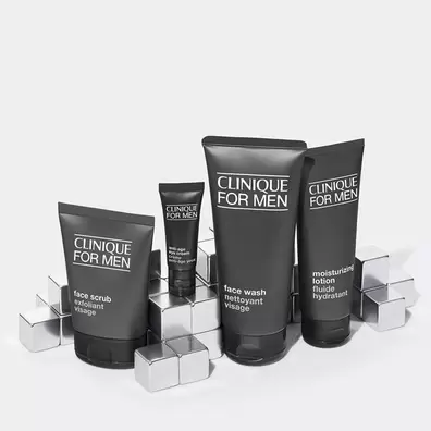 Oferta de Clinique For Men Skincare Gift Set: Normal Skin Types por 127,95€ em Look Fantastic