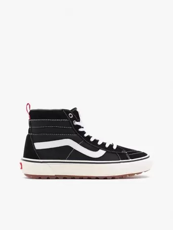 Oferta de Sapatilhas UA SK8-Hi MTE-1 por 80€ em Marques Soares