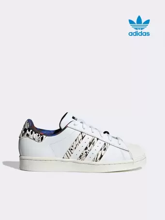 Oferta de Sapatilhas Superstar por 77€ em Marques Soares