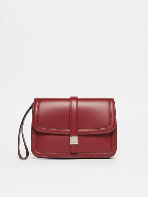 Oferta de Smooth leather clutch por 985€ em Max Mara