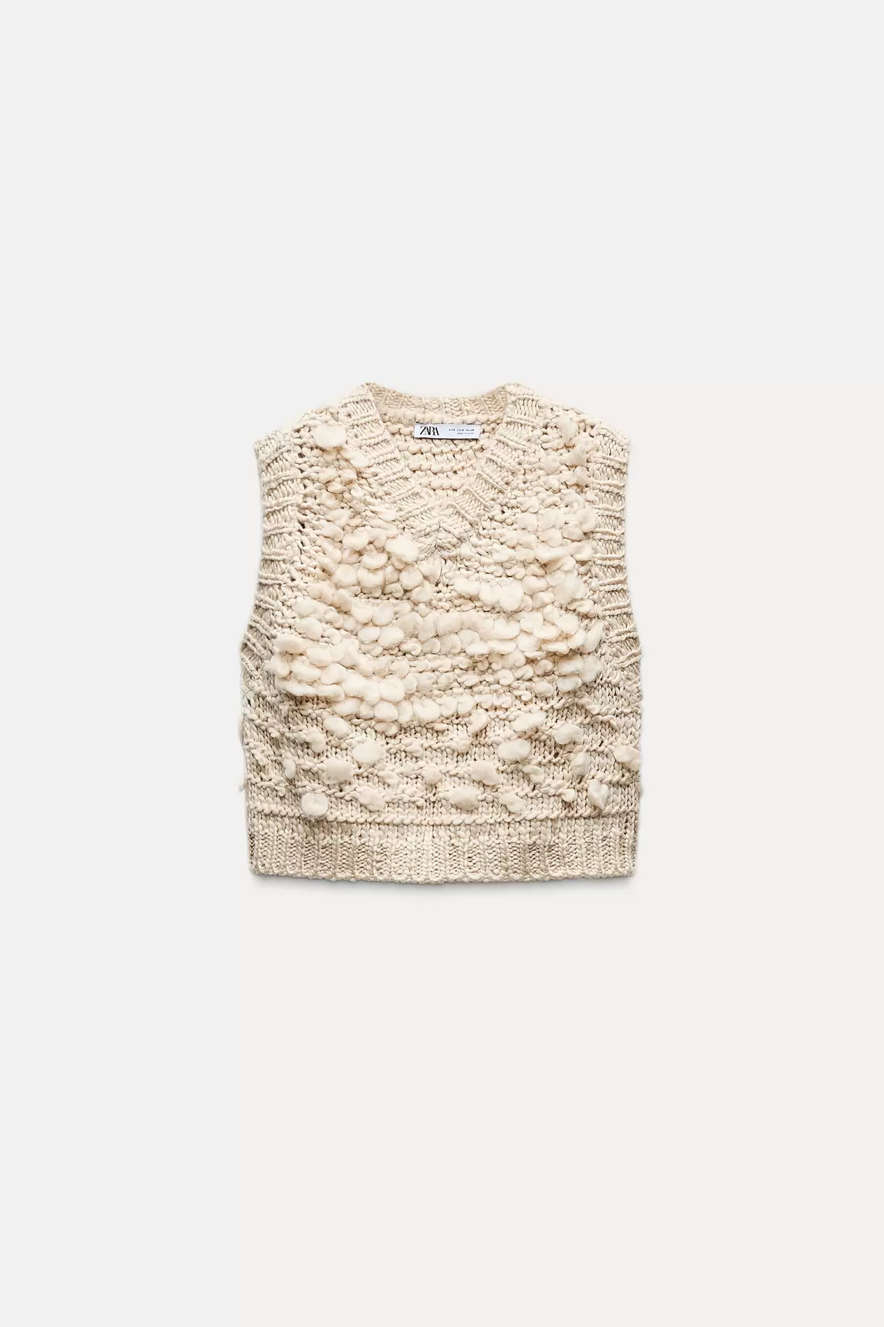 Oferta de TOP MALHA ESTRUTURA por 29,95€ em ZARA