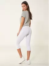 Oferta de Leggings mulher por baixo do joelho em malha extensível por 5,99€ em Venca