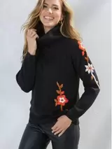 Oferta de Camisola gola alta com bordado de flores por 13,59€ em Venca