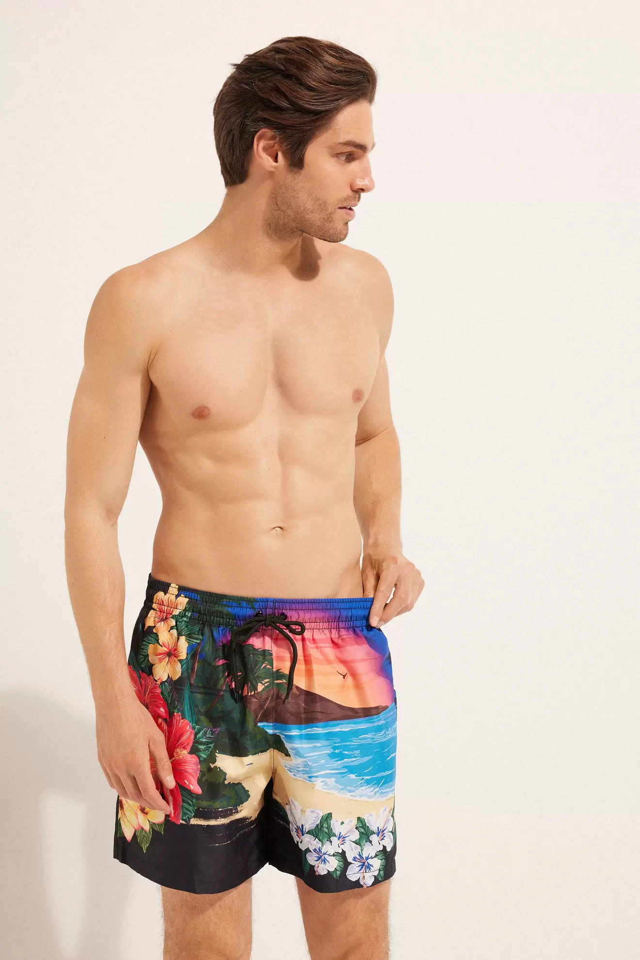 Oferta de Calções de Banho Boxers Estampados por 17,99€ em Tezenis