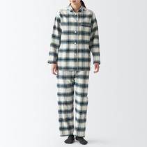 Oferta de Pijama de franela sin costuras laterales (Mujer) por 27,95€ em Muji