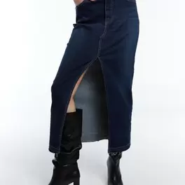 Oferta de Denim maxi skirt por 9,99€ em New Yorker