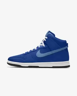 Oferta de Nike Dunk High By You por 159,99€ em Nike