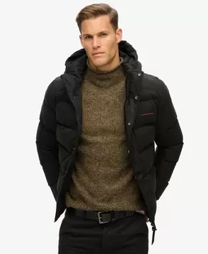 Oferta de Hooded Microfibre Sports Puffer Jacket por 109,99€ em Superdry