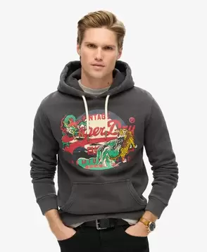 Oferta de Tokyo Vintage Logo Graphic Hoodie por 59,99€ em Superdry