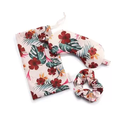 Oferta de Conjunto de Scrunchie e Máscara para Dormir Summer Burst por 4,49€ em Oriflame