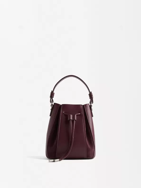 Oferta de Bucket Bag With Leather por 27,99€ em Parfois