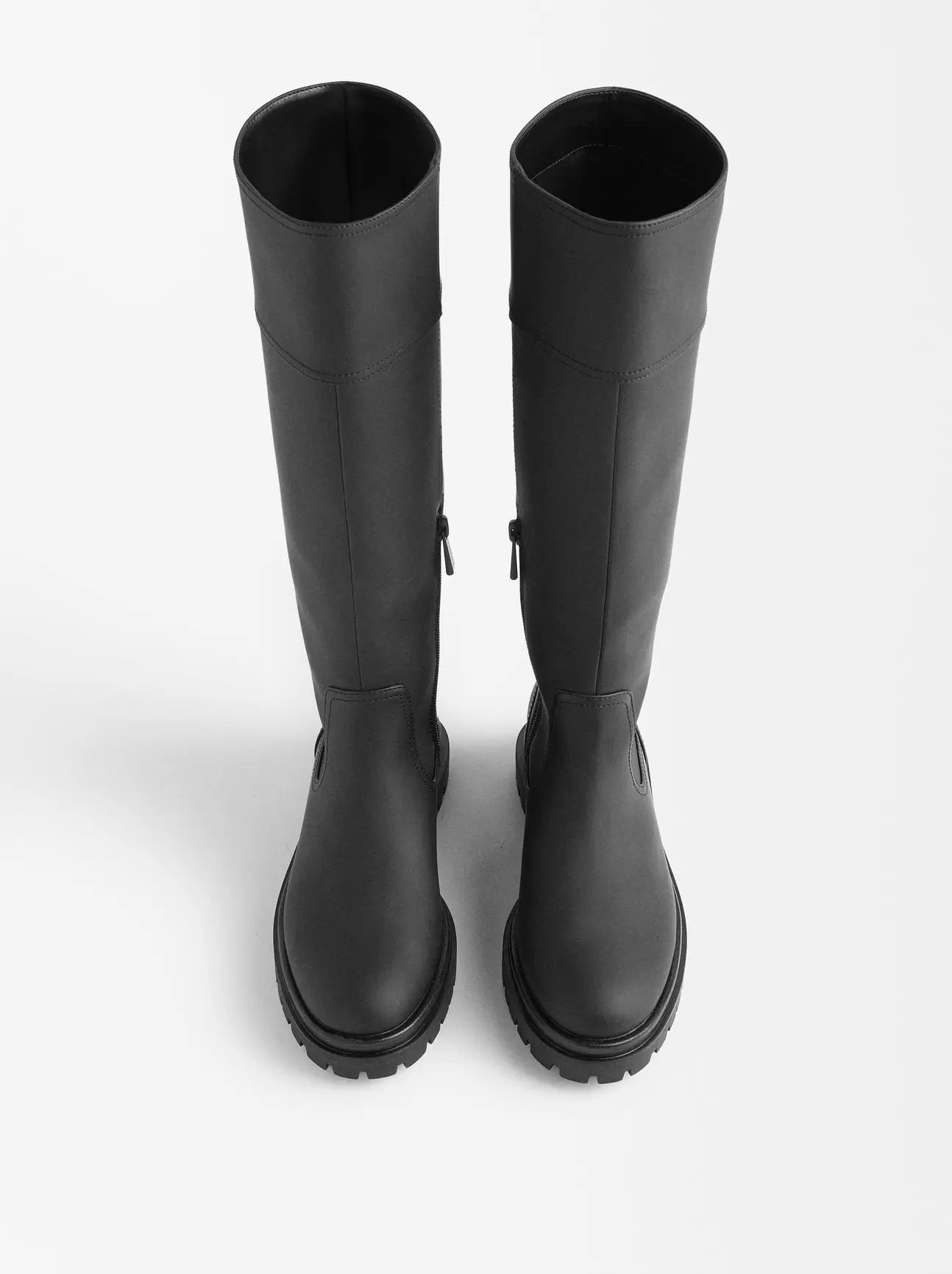 Oferta de Flat Water-RepellentBoots por 55,99€ em Parfois