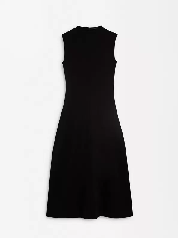 Oferta de Long Sleeveless Dress por 35,99€ em Parfois