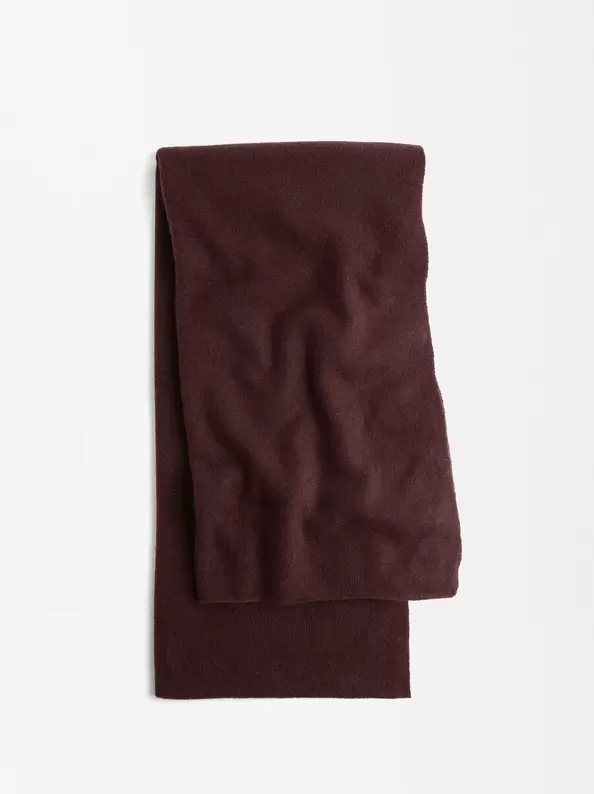 Oferta de Cashmere Scarf por 69,99€ em Parfois