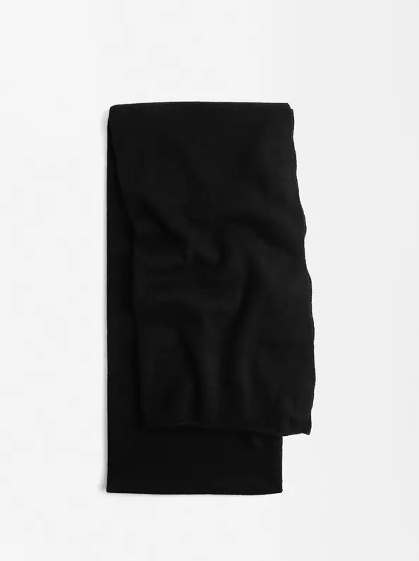 Oferta de Cashmere Scarf por 69,99€ em Parfois