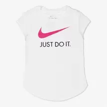 Oferta de T-shirt Nike por 9,99€ em Sport Zone