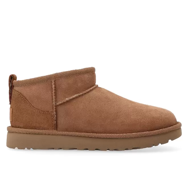 Oferta de UGG BOTA W CLASSIC ULTRA MINI CHESTNUT por 169,95€ em Sportino