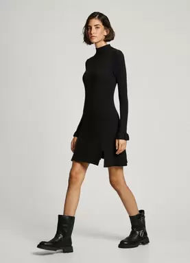 Oferta de SHORT RIBBED KNIT DRESS por 79,9€ em Pepe Jeans