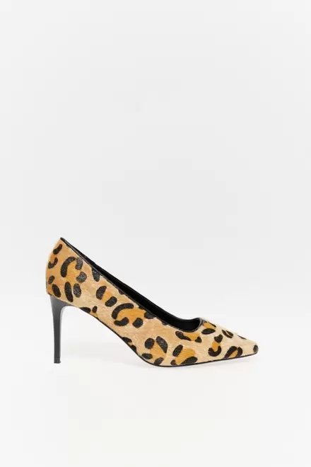 Oferta de Leopard-print stilettos  + Colours      29.99€ por 29,99€ em Sfera