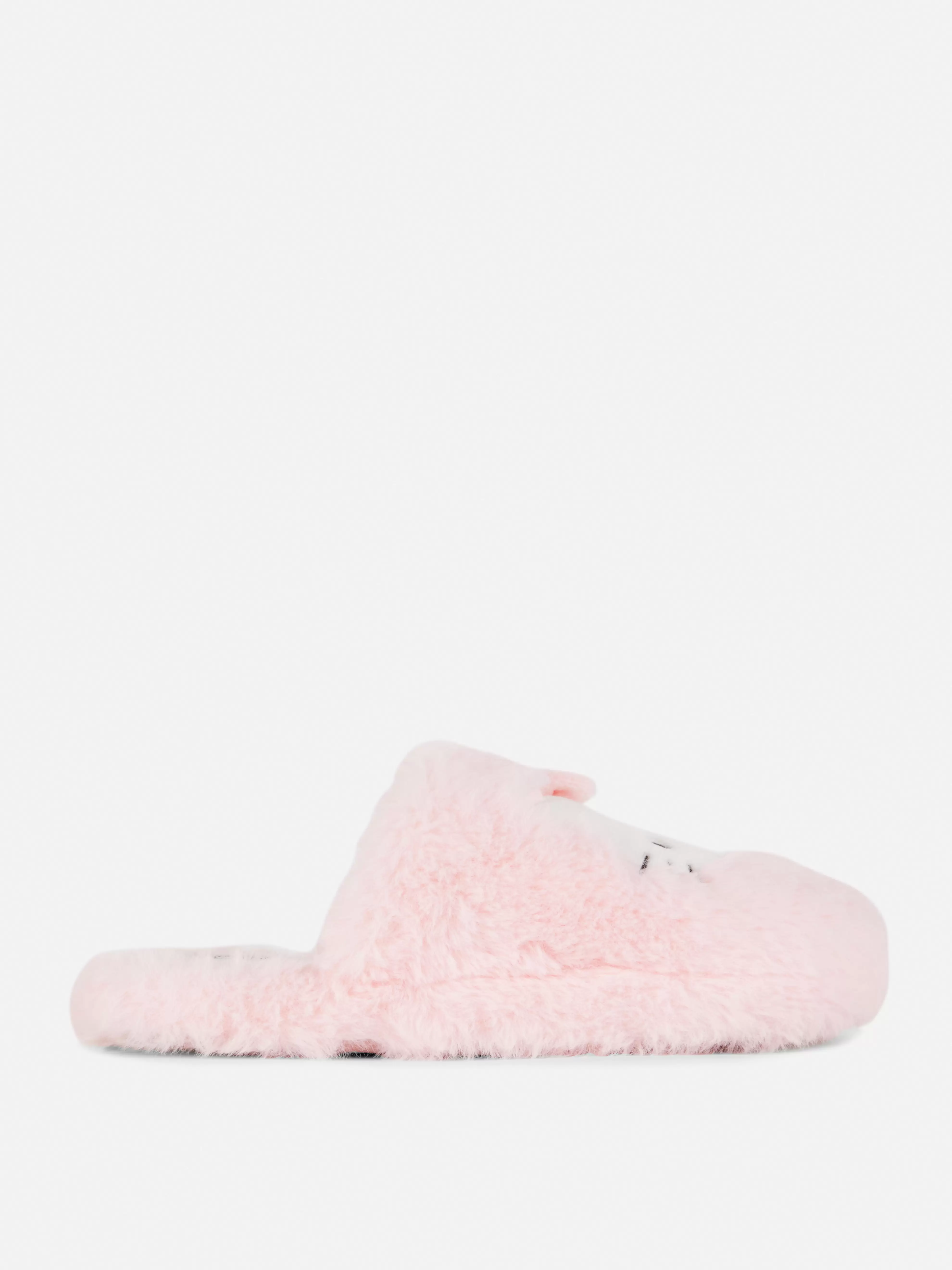 Oferta de Pantufas Hello Kitty por 9€ em Primark