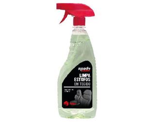 Oferta de Spray Limpa Estofos em Tecido 750 ml por 4,49€ em Roady