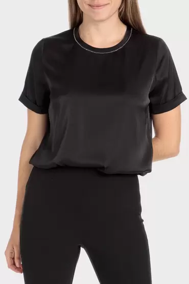 Oferta de Top preto por 19,95€ em Punt Roma