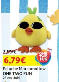 Oferta de One Two Fun - Peluche Marshmallow  por 6,79€ em Auchan
