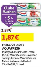 Oferta de Aquafresh - Pasta De Dentes por 1,87€ em Auchan