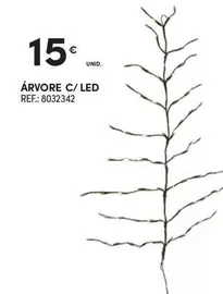 Oferta de Árvore C/ Led por 15€ em Continente