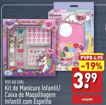 Oferta de Kit De Manicure Infantil/ Caixa De Maquilhagem Infantil Com Espelho por 3,99€ em Aldi