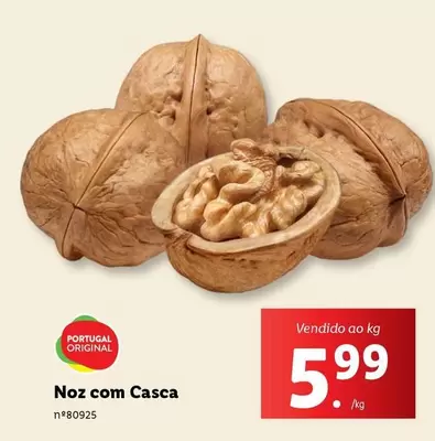 Oferta de Portugal - Noz com casca por 5,99€ em Lidl